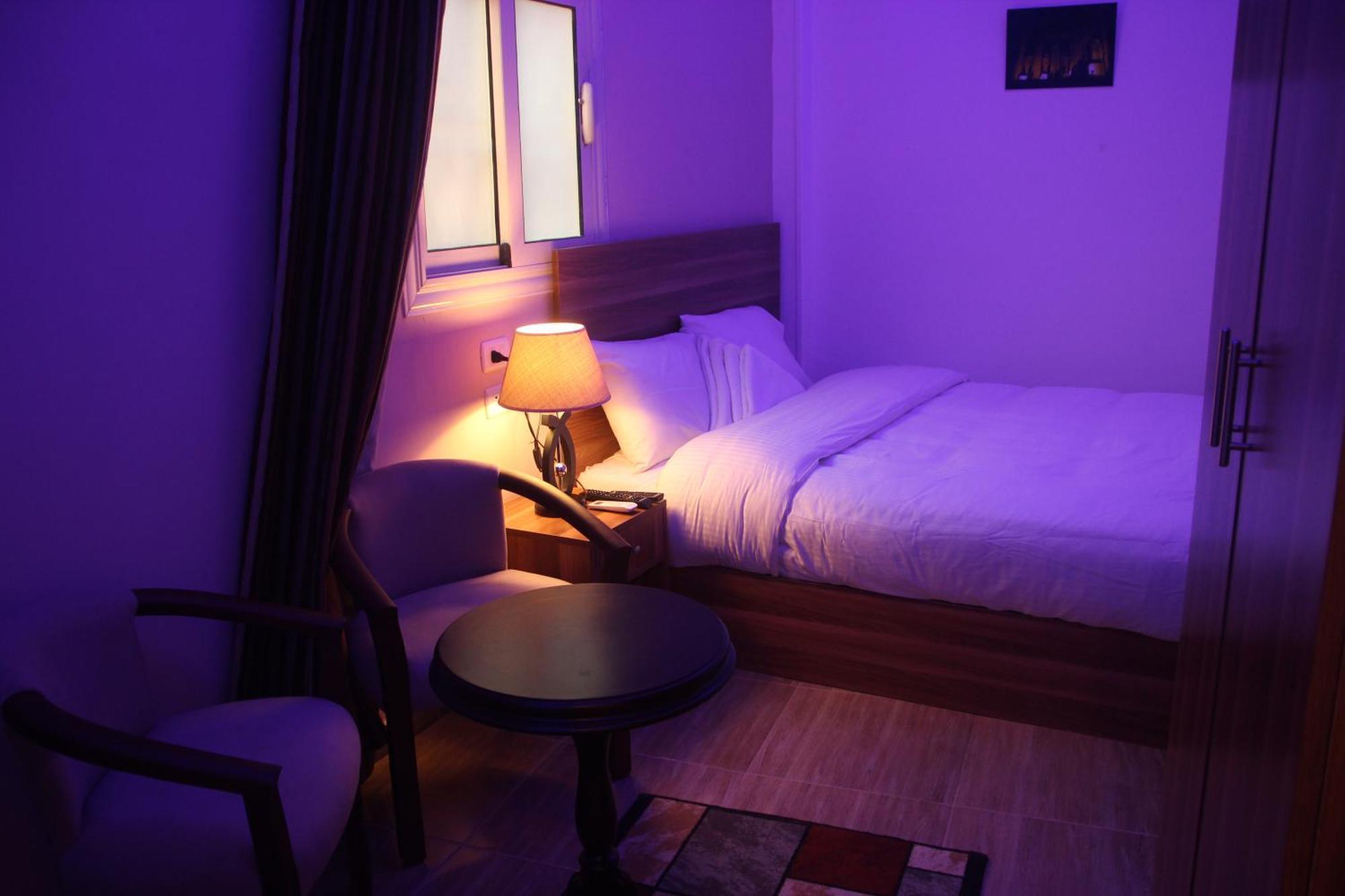 Farida Pyramids Boutique Hotel Kafret el-Gabal Kültér fotó