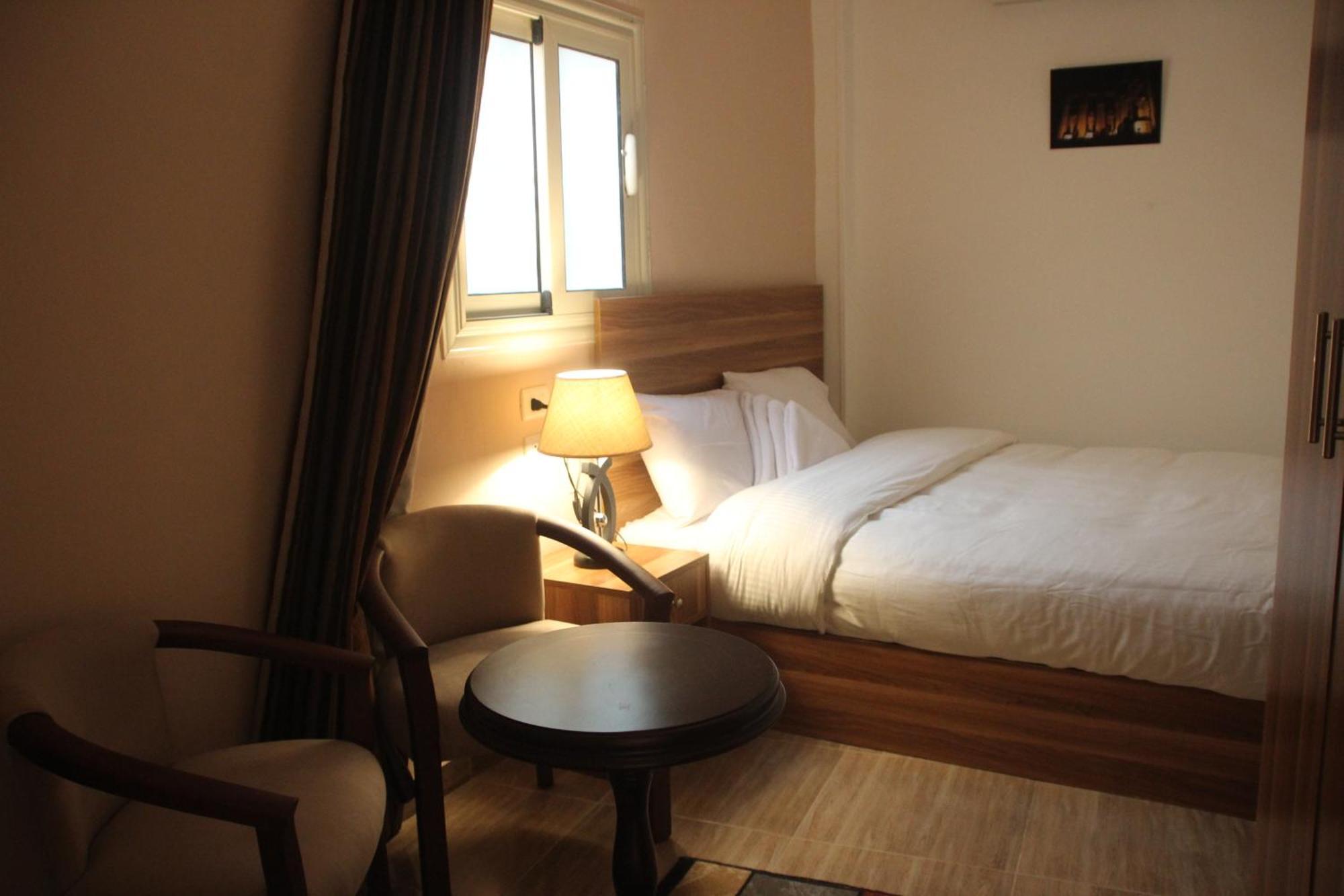 Farida Pyramids Boutique Hotel Kafret el-Gabal Kültér fotó
