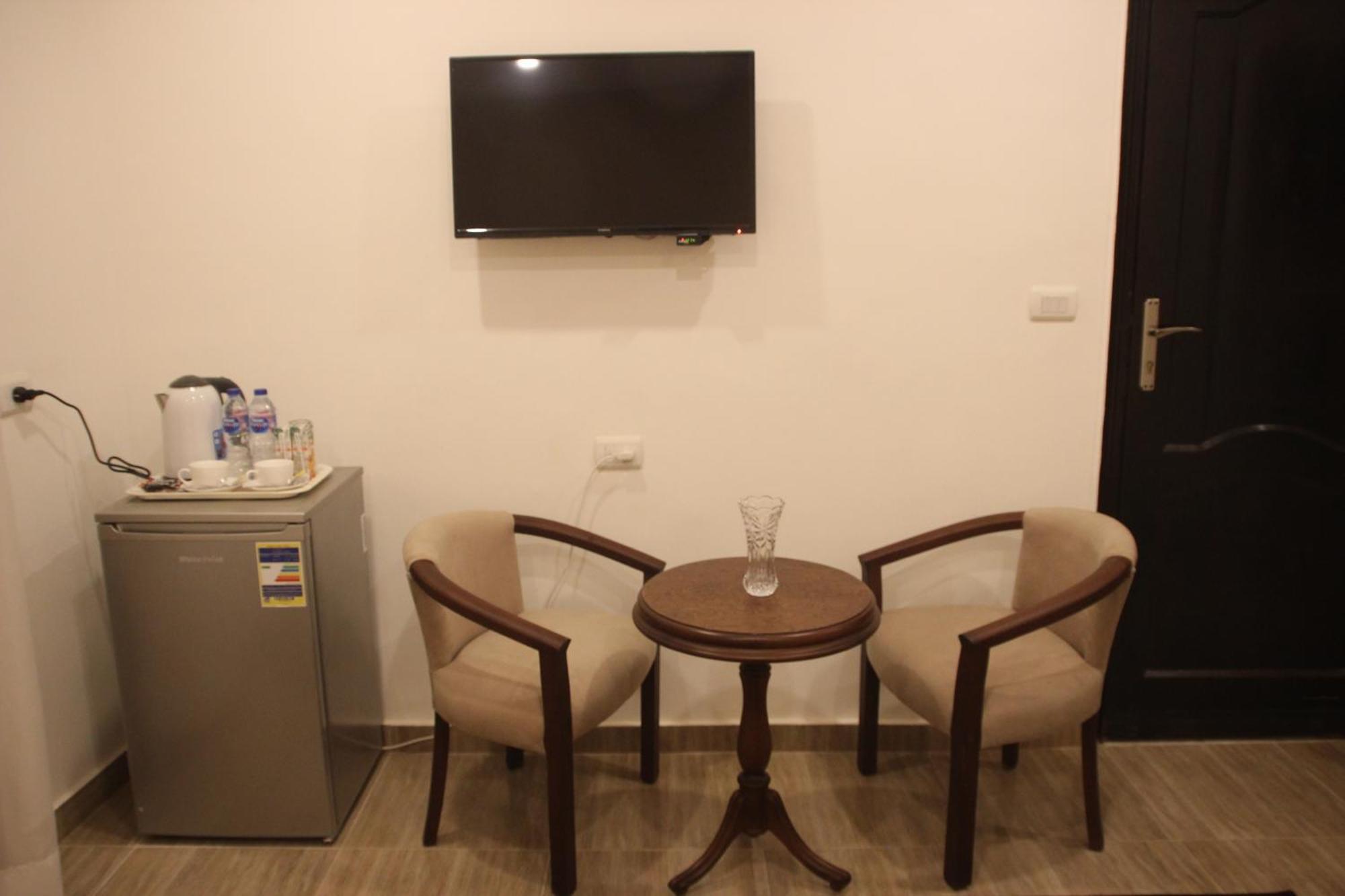 Farida Pyramids Boutique Hotel Kafret el-Gabal Kültér fotó